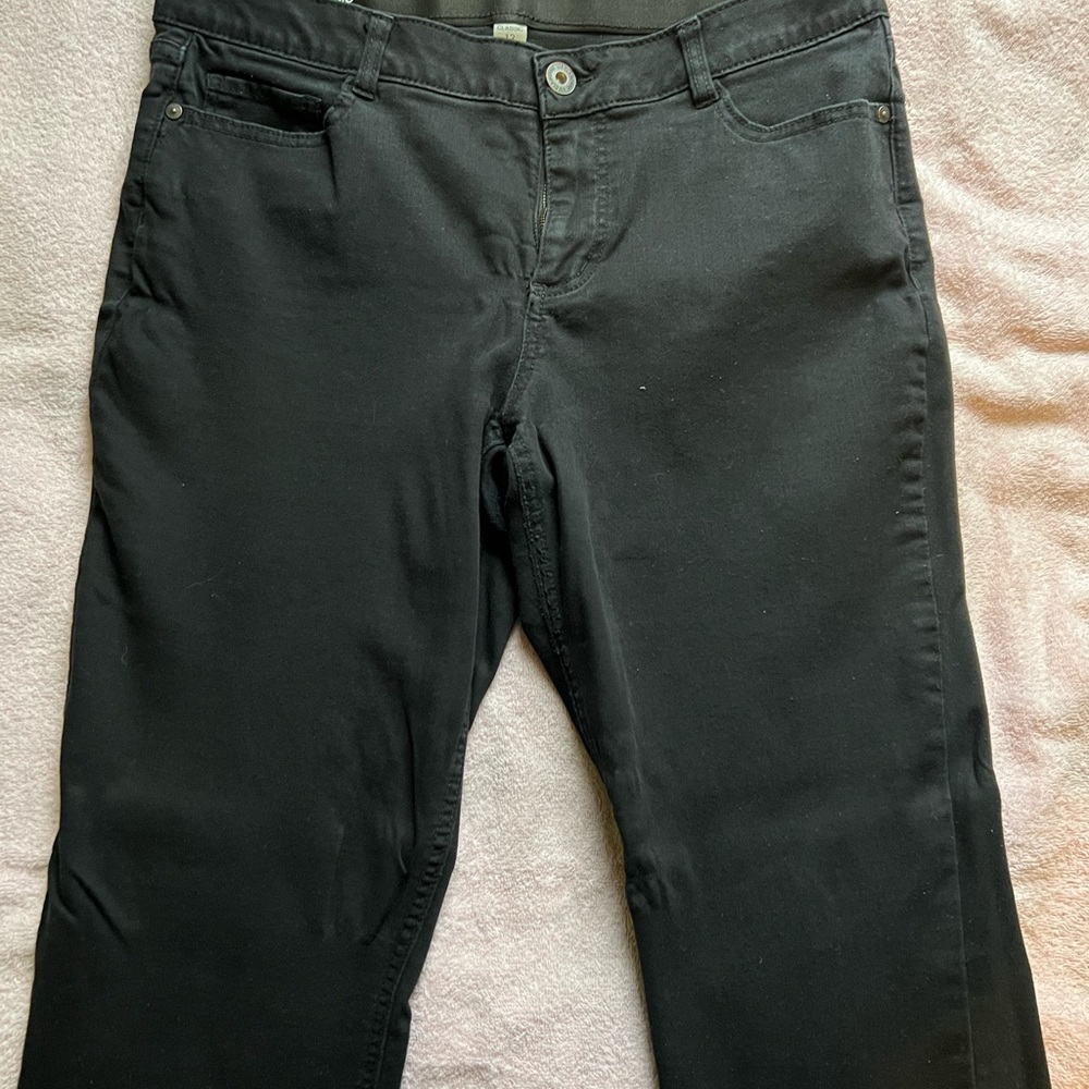 Black bootcut jeans used a couple of times very comfortable.